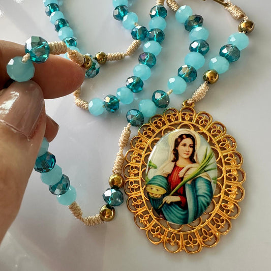 Santa Lucía, ¡Ayudame!