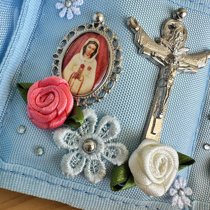 Rosa Mística. Altar viajero.