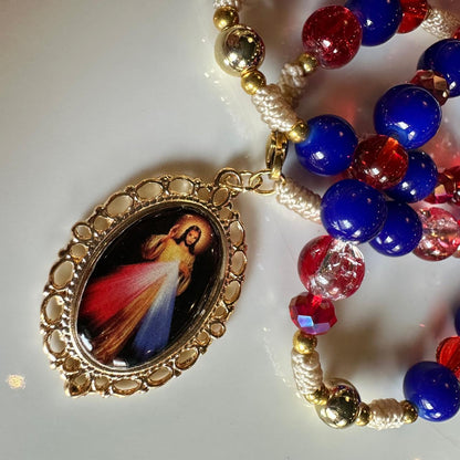 Santo Dios, fuerte, e inmortal