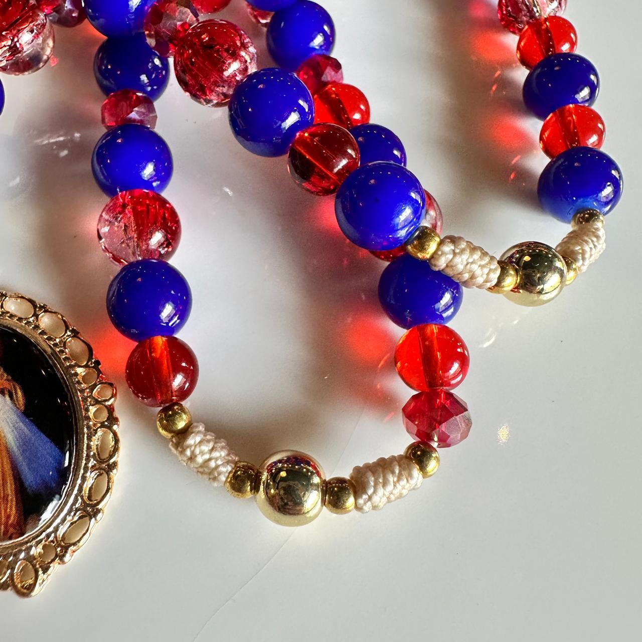 Santo Dios, fuerte, e inmortal