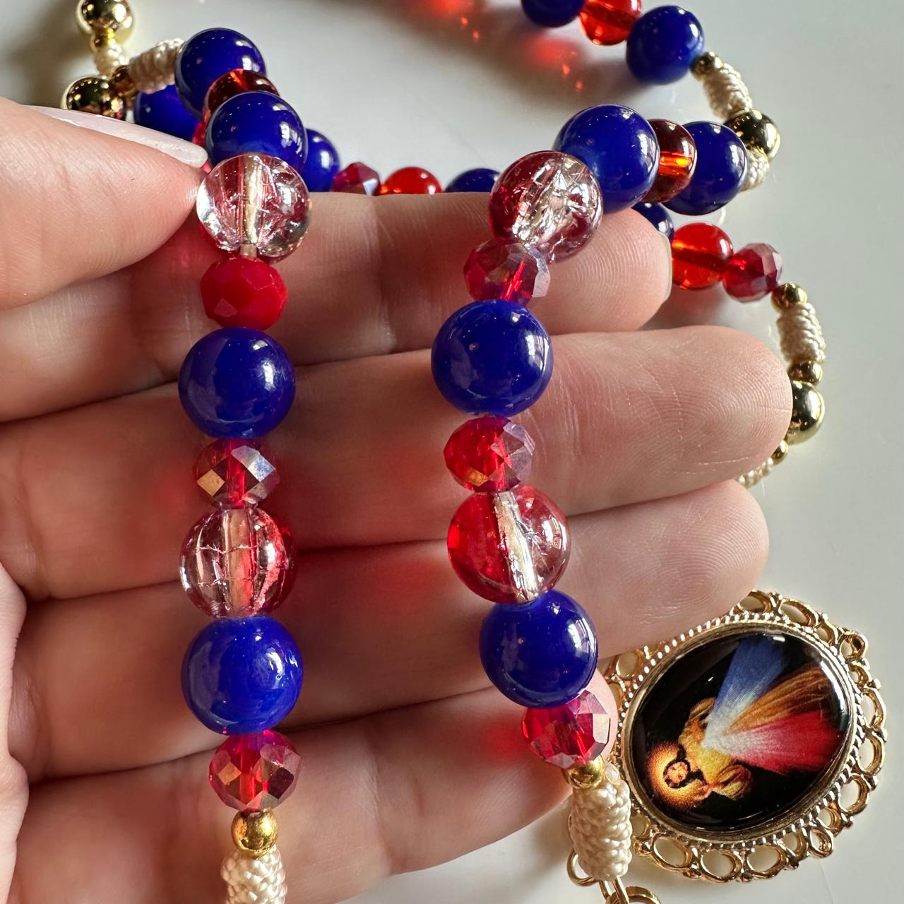 Santo Dios, fuerte, e inmortal