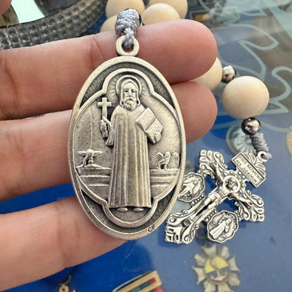 Lineal Milagrosa y San Benito