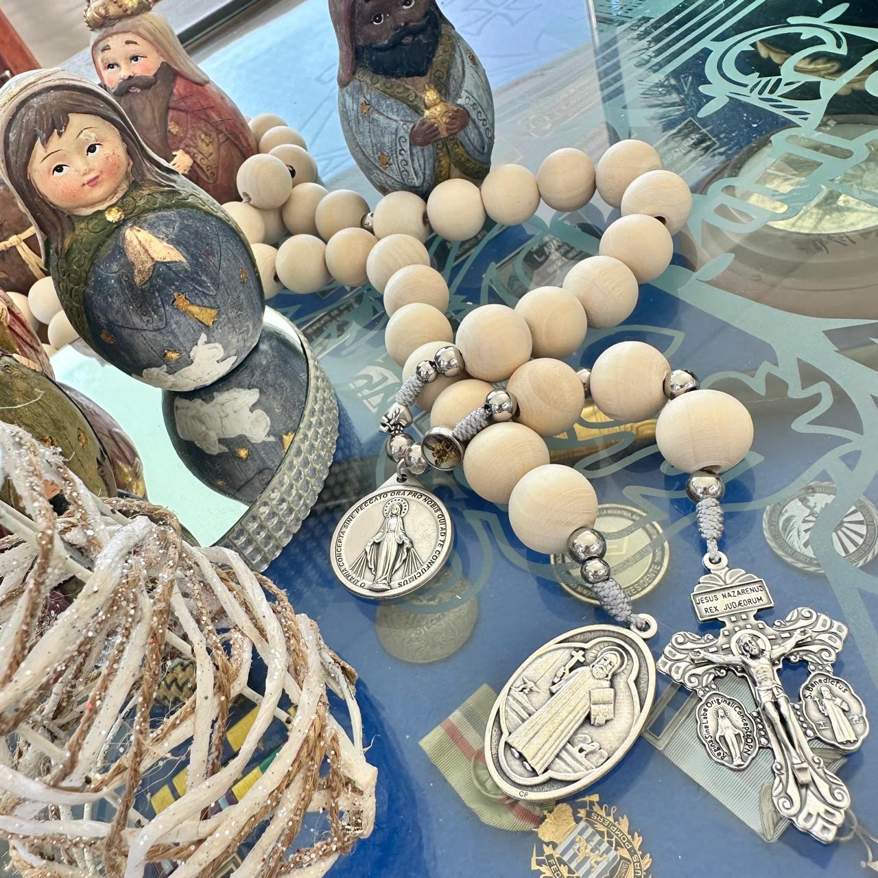 Lineal Milagrosa y San Benito